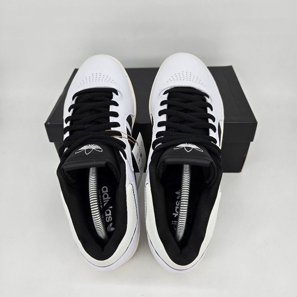 New adidas Tyshawn Mid 'Core Black Cloud White' JQ1134 Men's Shoes Size 11 - Picture 5 of 8